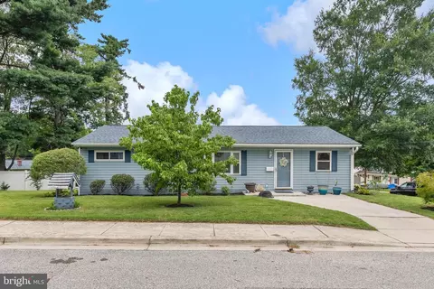 1013 Guy Dr, Glen Burnie, MD 21061