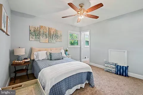 Bedroom - 3198 Riva Rd, Riva, MD 21140 photo 2 of 6