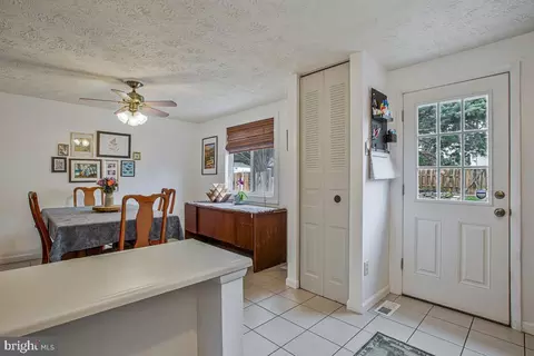 Entry Way - 8061 Croydon Way, Pasadena, MD 21122 photo 5 of 7