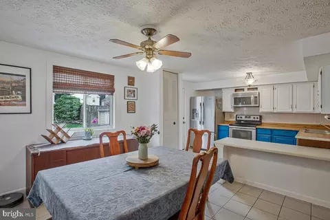 Dining - 8061 Croydon Way, Pasadena, MD 21122 photo 1 of 3