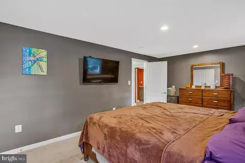 Bedroom - 802 207th St, Pasadena, MD 21122 photo 6 of 6
