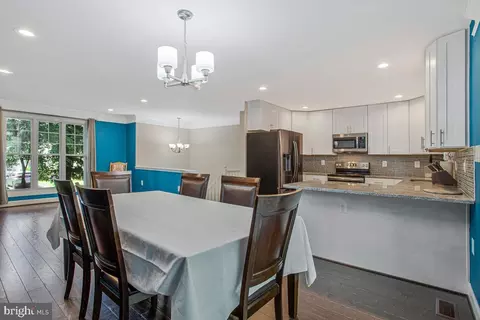 Dining - 802 207th St, Pasadena, MD 21122 photo 2 of 2