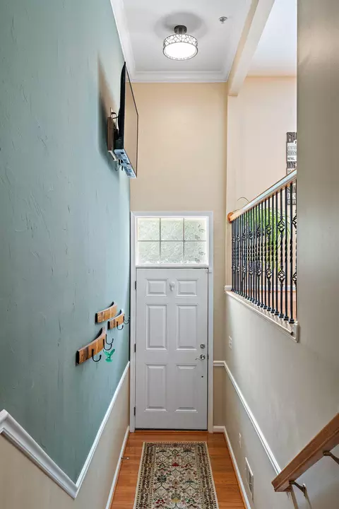 Entry Way - 249 Galewood Dr, Edgewater, MD 21037 photo 2 of 5