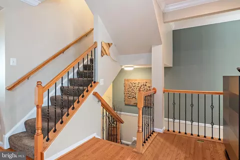 Entry Way - 249 Galewood Dr, Edgewater, MD 21037 photo 3 of 5