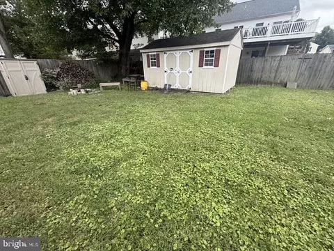 Exterior - 765 204th St, Pasadena, MD 21122 photo 2 of 3
