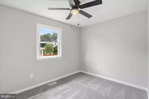Bedroom - 415 Orchard Ave, Brooklyn, MD 21225 photo 7 of 7