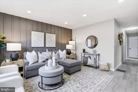 Entry Way - 415 Orchard Ave, Brooklyn, MD 21225 photo 1 of 4