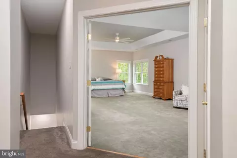 Entry Way - 1654 Braid Hills Dr, Pasadena, MD 21122 photo 6 of 8