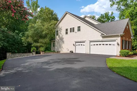 Exterior - 1654 Braid Hills Dr, Pasadena, MD 21122 photo 30 of 31