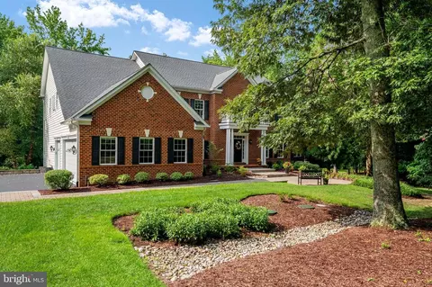 Exterior - 1654 Braid Hills Dr, Pasadena, MD 21122 photo 3 of 31