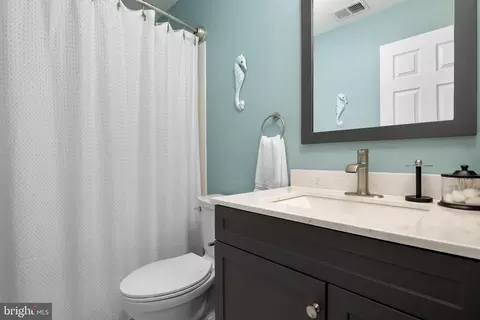 Bath - 1654 Braid Hills Dr, Pasadena, MD 21122 photo 4 of 7