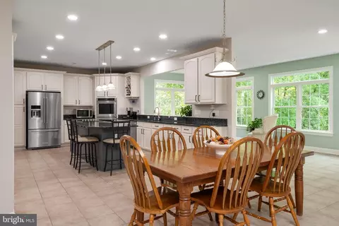 Dining - 1654 Braid Hills Dr, Pasadena, MD 21122 photo 3 of 4