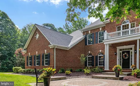 Exterior - 1654 Braid Hills Dr, Pasadena, MD 21122 photo 7 of 31