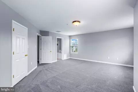 Bedroom - 2000 Cramer Point Ct, Odenton, MD 21113 photo 6 of 7