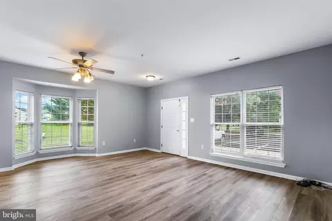 Living - 2000 Cramer Point Ct, Odenton, MD 21113 photo 3 of 5