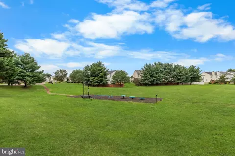 View/Area - 2000 Cramer Point Ct, Odenton, MD 21113 photo 1 of 1