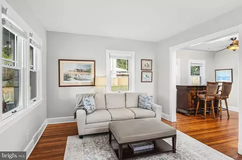 Living - 208 Edgewater Dr, Edgewater, MD 21037 photo 1 of 1