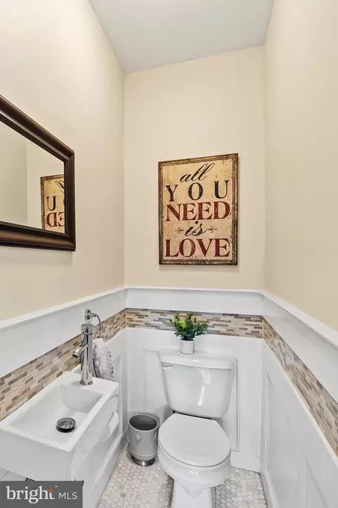 Bath - 208 Edgewater Dr, Edgewater, MD 21037 photo 1 of 6