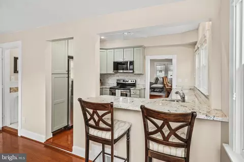 Kitchen - 208 Edgewater Dr, Edgewater, MD 21037 photo 1 of 3