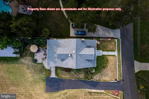 View/Area - 208 Edgewater Dr, Edgewater, MD 21037 photo 3 of 8