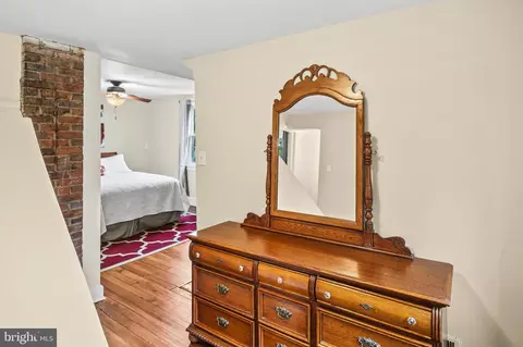 Entry Way - 208 Edgewater Dr, Edgewater, MD 21037 photo 4 of 4
