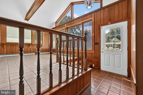 1646 Cornfield Rd, Pasadena, MD 21122 photo 8