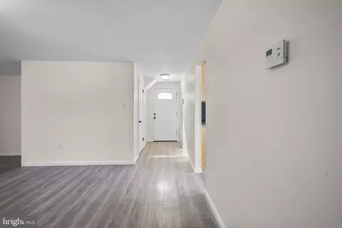 Entry Way - 1482 Blockton Ct, Crofton, MD 21114 photo 1 of 2