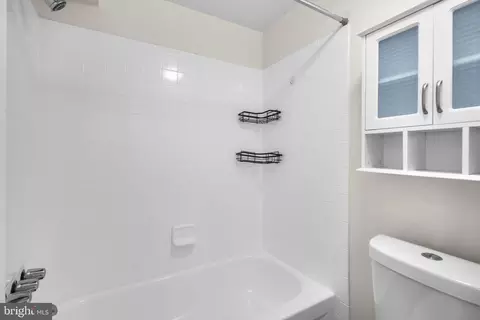 Bath - 1482 Blockton Ct, Crofton, MD 21114 photo 1 of 1