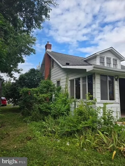 Exterior - 1737 Cedar Ave, Shady Side, MD 20764 photo 3 of 6