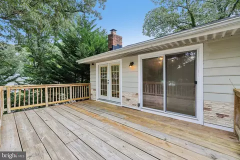 Exterior - 1398 Rainbow Dr, Pasadena, MD 21122 photo 3 of 7