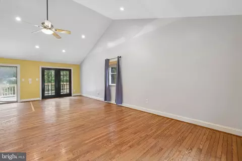 Living - 1398 Rainbow Dr, Pasadena, MD 21122 photo 3 of 8