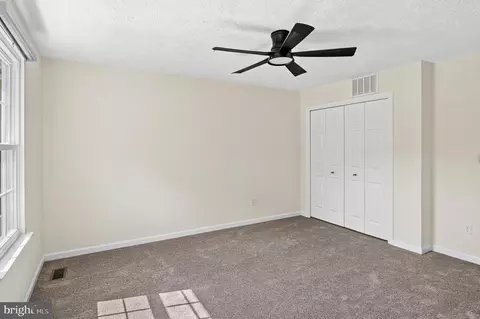 Bedroom - 1007 Harbor Dr, Annapolis, MD 21403 photo 1 of 3