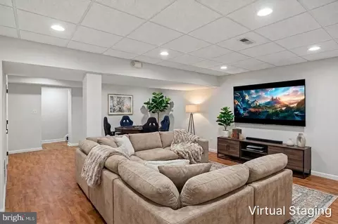 Other - 1007 Harbor Dr, Annapolis, MD 21403 photo 2 of 20
