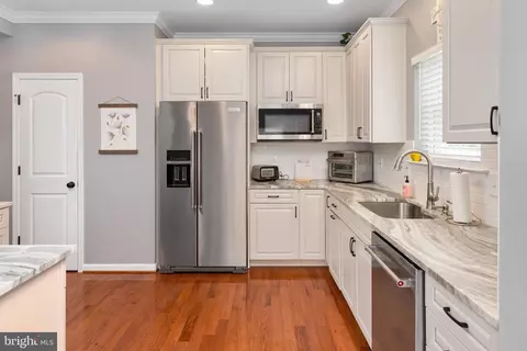 Kitchen - 4637 Potomac Rd, Pasadena, MD 21122 photo 1 of 3