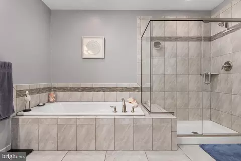 Bath - 4637 Potomac Rd, Pasadena, MD 21122 photo 1 of 2