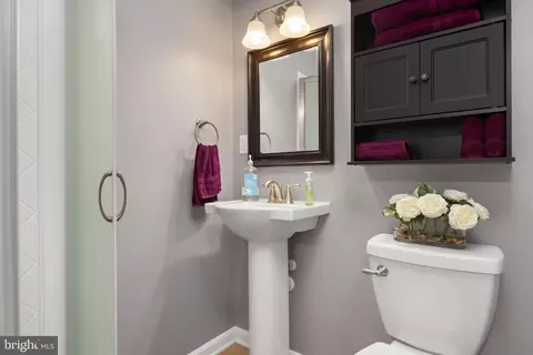 Bath - 4637 Potomac Rd, Pasadena, MD 21122 photo 2 of 2