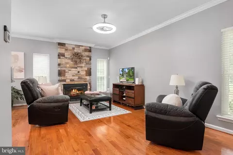 Living - 4637 Potomac Rd, Pasadena, MD 21122 photo 1 of 1