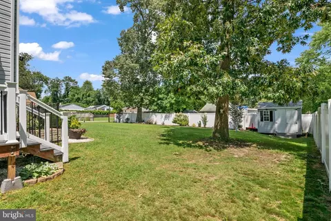 Exterior - 4637 Potomac Rd, Pasadena, MD 21122 photo 7 of 9