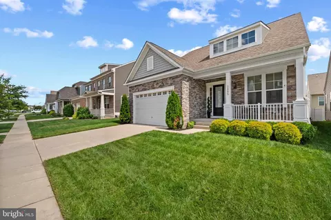Exterior - 2885 Broad Wing Dr, Odenton, MD 21113 photo 5 of 8