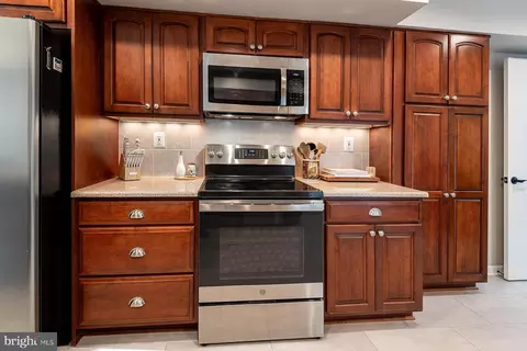 Kitchen - 1788 Reading St, Crofton, MD 21114 photo 1 of 4