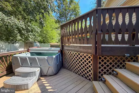 Exterior - 321 Maryland Ave, Pasadena, MD 21122 photo 8 of 8