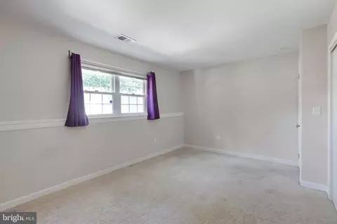 Bedroom - 321 Maryland Ave, Pasadena, MD 21122 photo 2 of 3