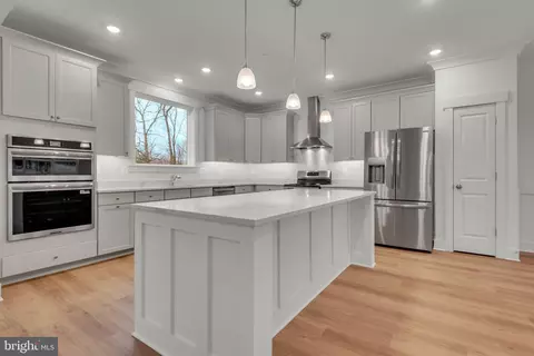 Kitchen - 995 Arundel Dr, Arnold, MD 21012 photo 1 of 3