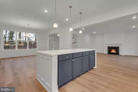 Entry Way - 995 Arundel Dr, Arnold, MD 21012 photo 5 of 14