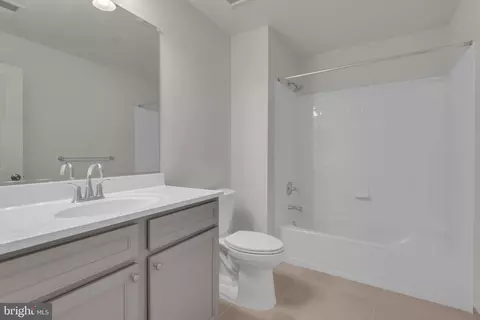 Entry Way - 995 Arundel Dr, Arnold, MD 21012 photo 13 of 14