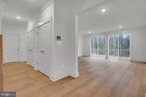 Entry Way - 995 Arundel Dr, Arnold, MD 21012 photo 4 of 14