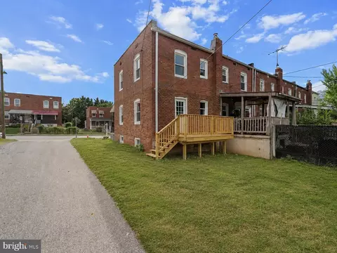 Exterior - 5337 Patrick Henry Dr, Baltimore, MD 21225 photo 2 of 4