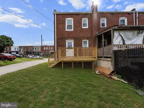 Exterior - 5337 Patrick Henry Dr, Baltimore, MD 21225 photo 3 of 4