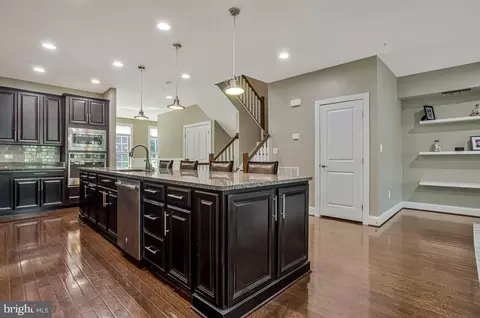 Entry Way - 214 Treyburn Way, Arnold, MD 21012 photo 1 of 3