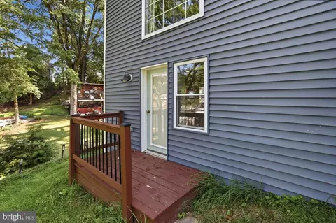 Exterior - 8014 Forest Glen Dr, Pasadena, MD 21122 photo 14 of 15